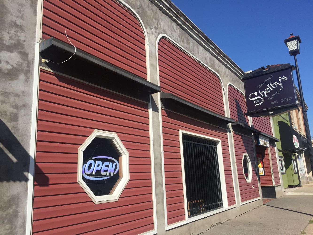 107 W Cherry St, Herrin, IL 62948